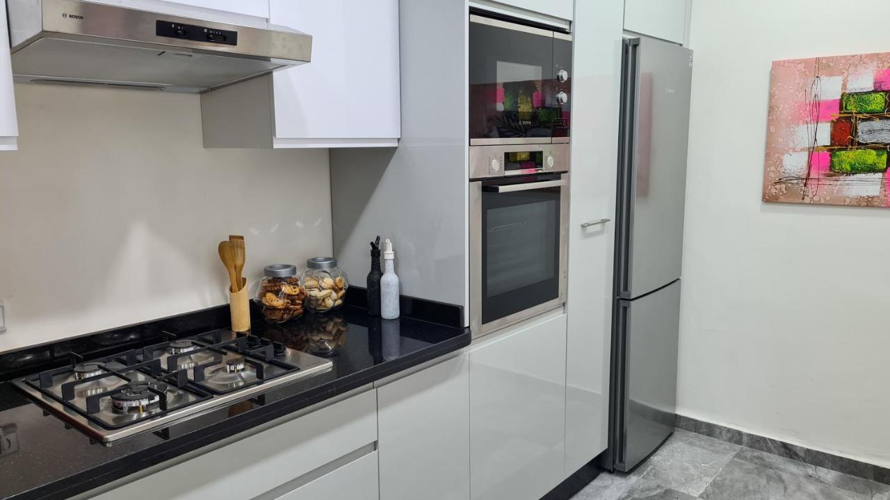 Cosy 2 Bedrooms Apartment In The Heart Of Casablanca Extérieur photo